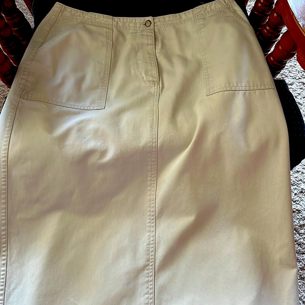 Women’s khaki colored skirt with split in the back
